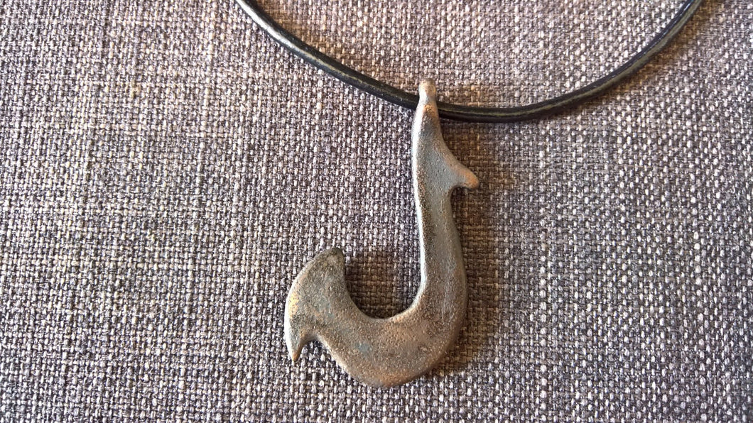 large hei matau fish hook pendant necklace hand cast bronze tribal – Scale  Solutions